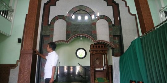 Sejarah Islam: Pesantren dan Empat Pilar Masjid Bungkuk Peninggalan Abad 18