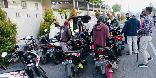 Polisi Amankan Peserta dan Penonton Balap Liar Subuh di Prambanan