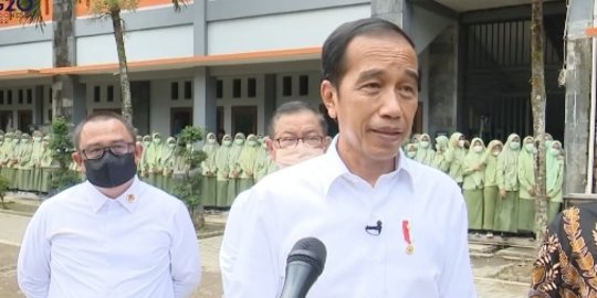 Ada Demo 11 April, Presiden Jokowi Tetap Ngantor Seperti Biasa di Jakarta