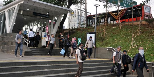 Jumlah Penumpang Transportasi Umum Di Jakarta Naik Jadi 1,1 Juta Orang ...