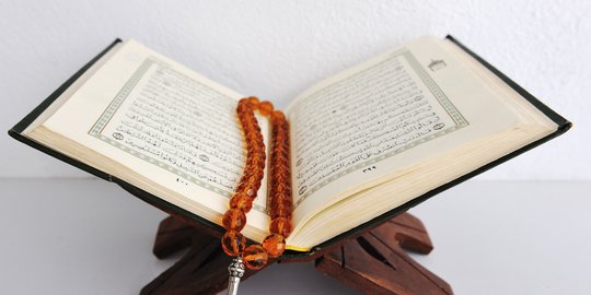 Urutan Surah dalam Alquran Beserta Jumlah Ayat dan Artinya