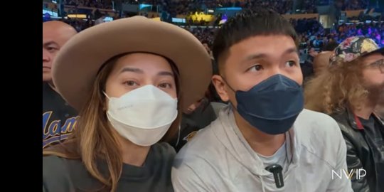 Nikita Willy Ungkap Alasan Dokternya Bantu Persalinan Masih Pakai Gaun Pesta