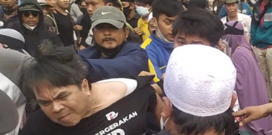 Ade Armando Dirawat di RS Siloam Jakarta usai Dikeroyok, Ini Kondisi Terbarunya