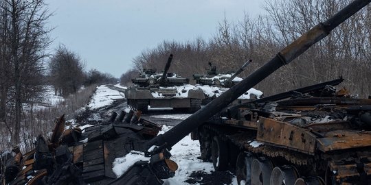 Mengapa Banyak Tank Rusia Hancur di Ukraina?