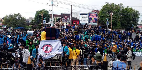 Ribuan Mahasiswa Jember Tolak Presiden Tiga Periode