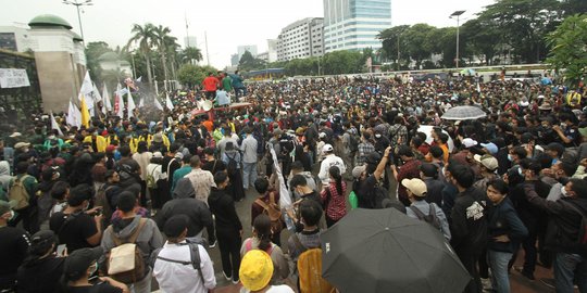 Sita Ketapel hingga Sajam, Polisi Masih Periksa 6 Orang Diduga Perusuh Demo 11 April