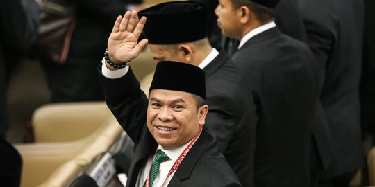 Alasan Luqman Hakim Dicopot dari Wakil Ketua Komisi II DPR Diganti Yanuar Prihatin