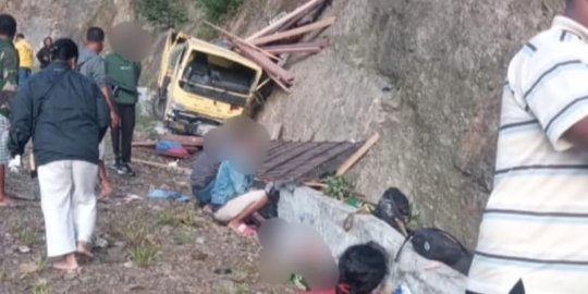 16 Orang Tewas dan 13 Kritis Akibat Kecelakaan Truk di Pegunungan Arfak Papua Barat