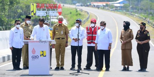 Resmikan Jalan Lingkar Brebes-Tegal, Jokowi Harap Memperlancar Arus Mudik Lebaran