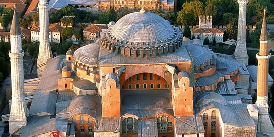 Potret Hagia Sophia Setelah Kembali Jadi Masjid, Kian Elegan dan Nyaman untuk Tarawih