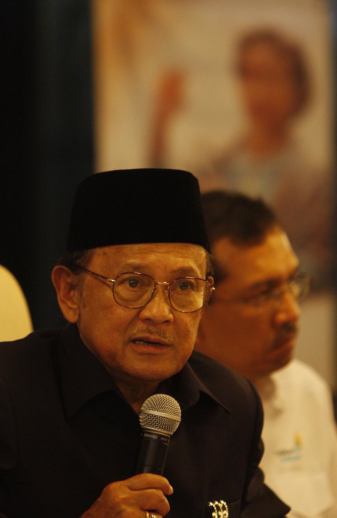 bj habibie