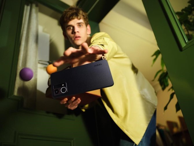 Mau Berekspresi dengan Foto Low Light? Intip Camera Hacks yang Wajib