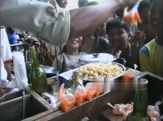 suasana ngabuburit di tasik tahun 1991