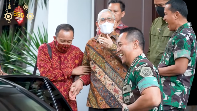 jenderal paling sepuh di tni tiba tiba temui panglima andika