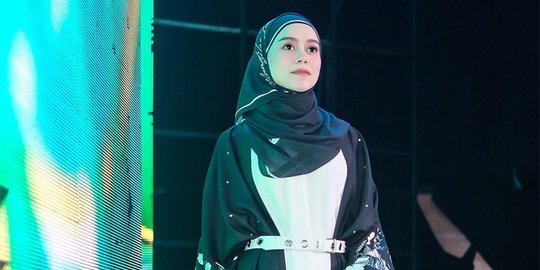Intip Potret Lesty dengan Busana Karya Ivan Gunawan, Penampilannya Ramai Dipuji