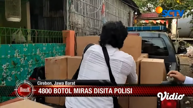 penggerebekan kamar kos di cirebon yang simpan 4800 botol miras