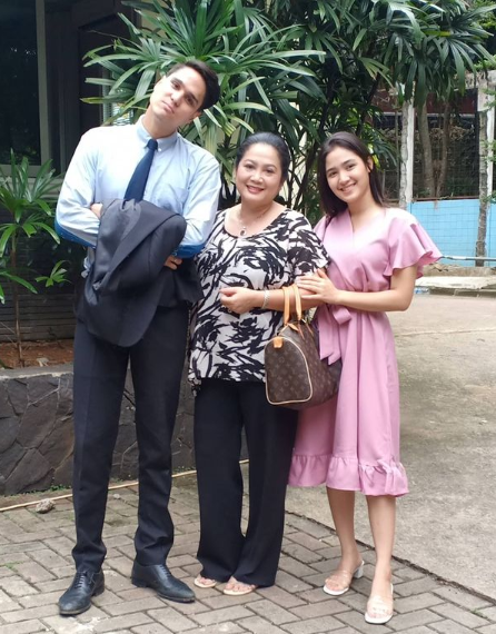 main di pelangi untuk nirmala intip potret henny timbul di balik layar