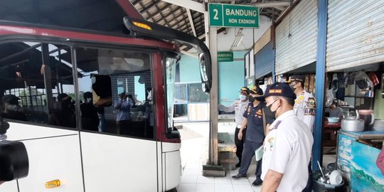 20 Petugas Akan Periksa Sertifikat Vaksin Booster Pemudik di Terminal Cikarang