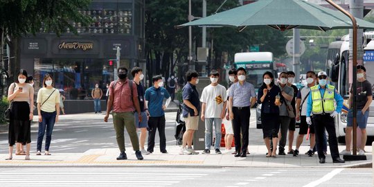 Orang Korea Punya Sederet Alasan untuk Tetap Pakai Masker Meski Pandemi Usai