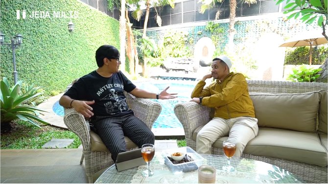 andre taulany akui beban punya gelar 039haji039 saat melawak begini caranya mengatasi