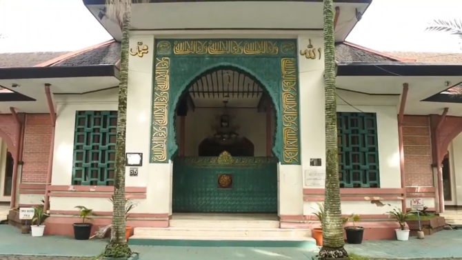 masjid besar cipaganti