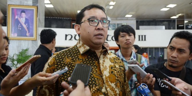 Fadli Zon Dorong Presiden Tertibkan Pihak yang Usul Penundaan Pemilu