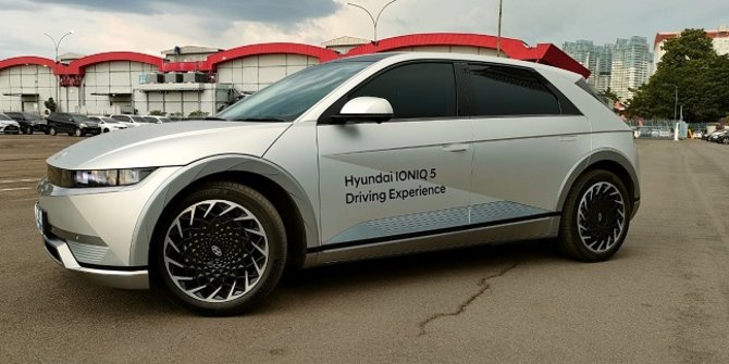 Mobil Listrik Hyundai Ioniq 5 Made in Cikarang Dijual Rp 718-829 Juta ...