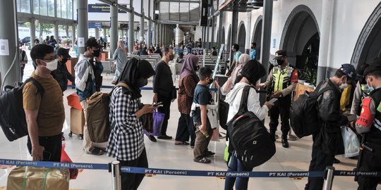 Sampai 23 April, KAI Berangkatkan 140.715 Pemudik Ke Berbagai Wilayah