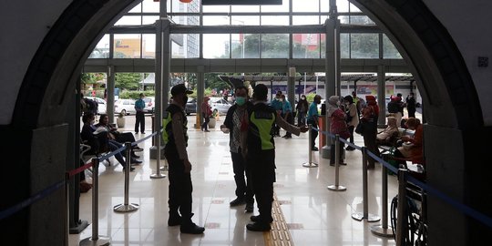 15 Ribu Orang Mudik via Stasiun Pasar Senen Hari Ini