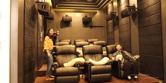 Mewah, Rumah 6 Seleb Tanah Air Ini Punya Home Theater Pribadi
