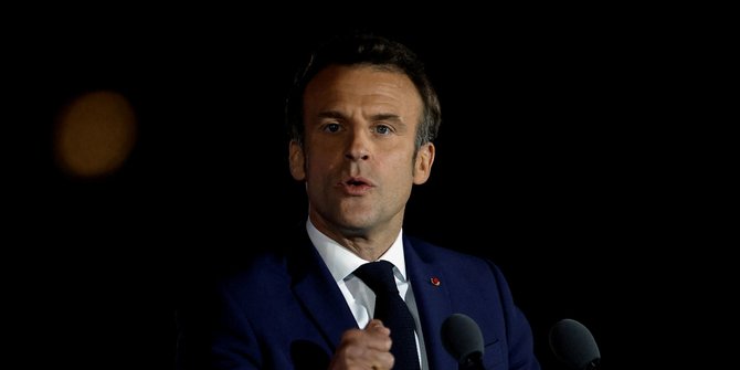 Menyoroti Nasib Muslim Prancis Setelah Kemenangan Macron