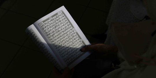 Al Kahfi Artinya Penghuni Goa, Berikut Bacaan ayat 1-10 Lengkap dengan Keutamaannya