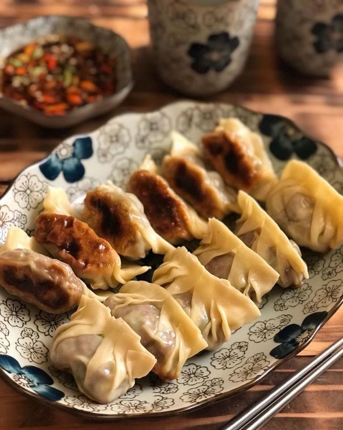 8 resep gyoza lembut dan gurih camilan lezat praktis dibuat