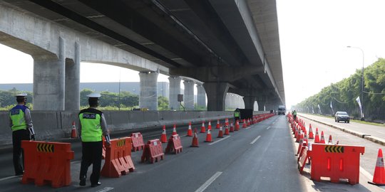 Polres Bekasi Terapkan Satu Arah di Jalan Hasibuan saat Macet 2 Km Lebih