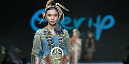 Kisah Milenial Ngawi Bisnis Fesyen Kain Tradisional, Diminati Pasar Amerika dan Eropa