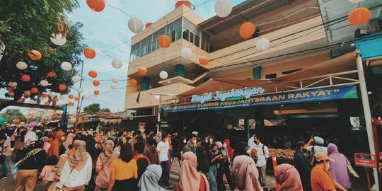 Masya Allah, di Masjid ini Jemaah Kehilangan Sandal-Kendaraan Langsung Diganti Baru