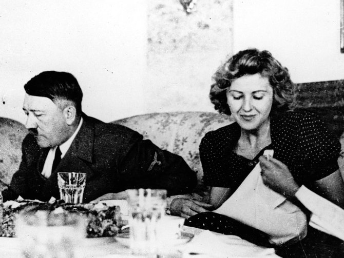 sejarah 29 april 1945 hitler menikahi braun di tengah invasi musuh