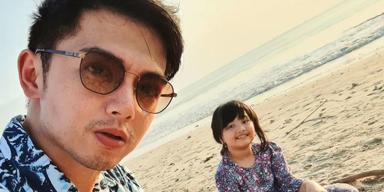 7 Potret Cantik Naara Ellyna Putri Nicky Tirta, Bikin Gemas!