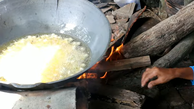 kue getas banten