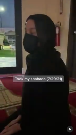 kisah wanita mualaf pelajari islam saat pandemi