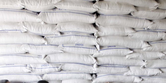 PTPN Kirim 300.000 Liter Minyak Goreng dan 800 Ton Gula ke Indonesia Timur