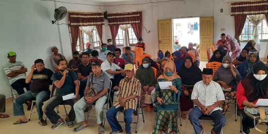 PTPN V Talangi Gaji Petani Koperasi Sawit Makmur Rp1 Miliar