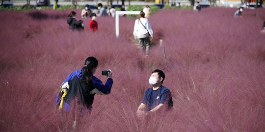 Warga Korsel Mulai Pekan Depan Boleh Buka Masker di Luar Ruangan