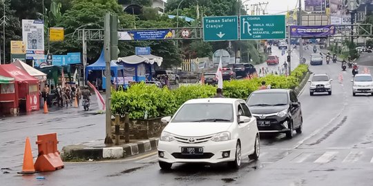 H-2 Lebaran, Jalur Puncak Masih Lancar