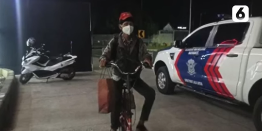 Kakek 60 Tahun Mudik dari Bekasi ke Purwokerto Pakai Sepeda Ontel, Tempuh 380 KM