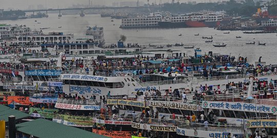 Riuh Tradisi Mudik di Bangladesh