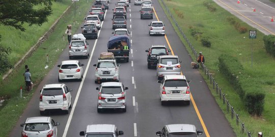 Info Mudik 2022: Tol Jakarta Arah Cikampek Kembali Berlakukan Contraflow Siang Ini