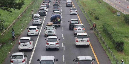 Saat Idulfitri 1443 H, 70.294 Kendaraan Masih Mudik ke Jateng & Jatim