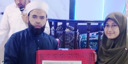 Mahasiswi Indonesia Juara Pertama Tahfiz Quran di Mesir