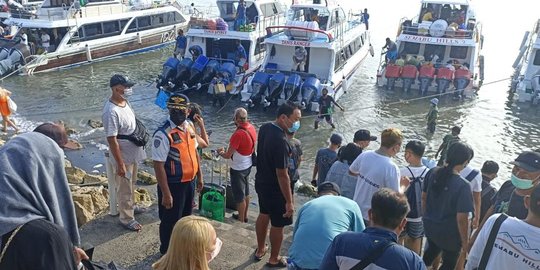 Pelabuhan Sanur Dipadati Wisatawan ke Pulau Nusa Penida, 2.000 Orang per Hari